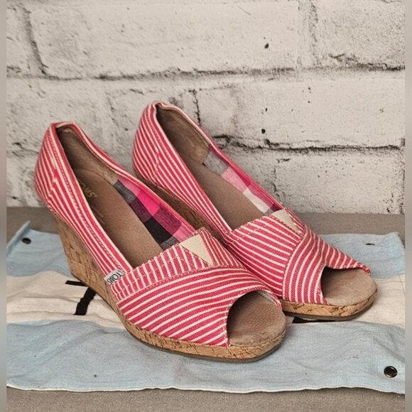 TOMS Red Striped Wedge Shoes - Picture 2 of 11
